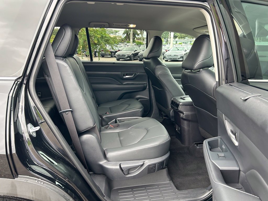 Used 2026 Toyota Grand Highlander FWD image 42