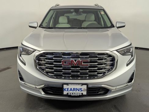Used 2019 GMC Terrain Denali w/ Comfort Package image 3