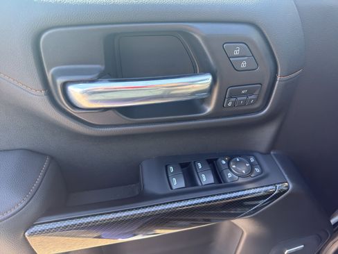 Used 2020 GMC Sierra 1500 AT4 w/ AT4 Premium Package AWD/4WD image 9