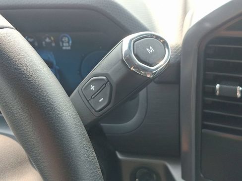 Used 2025 Ford F150 XLT w/ Equipment Group 301A Standard AWD/4WD image 15