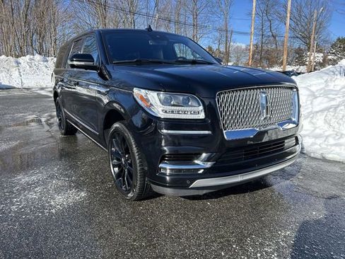 Used 2020 Lincoln Navigator L Reserve w/ Luxury Package image 2