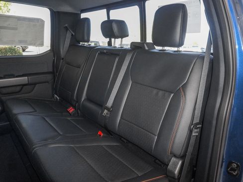 New 2026 Ford F250 Lariat w/ Black Appearance Package AWD/4WD image 38