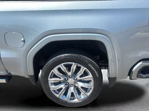 Used 2025 GMC Sierra 1500 Denali w/ Denali Reserve Package AWD/4WD image 39