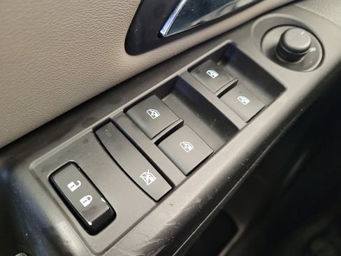 Used 2016 Chevrolet Cruze LS FWD image 27