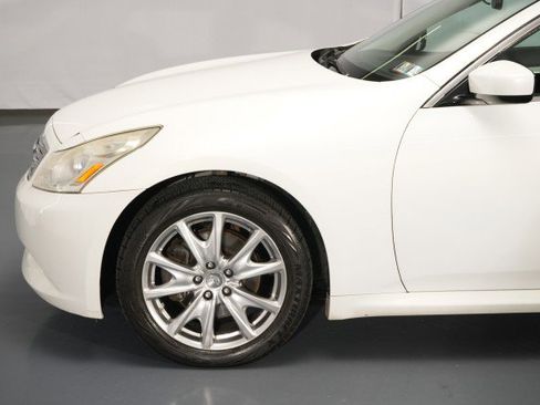 Used 2009 INFINITI G37 x Sedan w/ Premium Pkg AWD/4WD image 3
