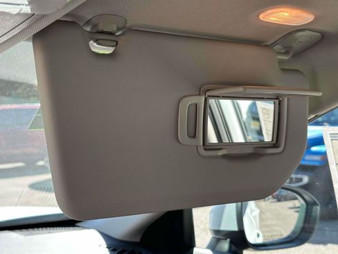 Used 2026 Nissan Rogue SV image 31