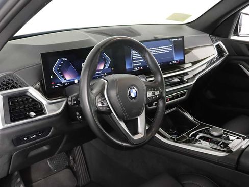 Used 2024 BMW X5 xDrive40i w/ Parking Assistance Package AWD/4WD image 14
