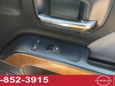 Used 2018 Chevrolet Silverado 1500 LTZ w/ LTZ Plus Package AWD/4WD image 30