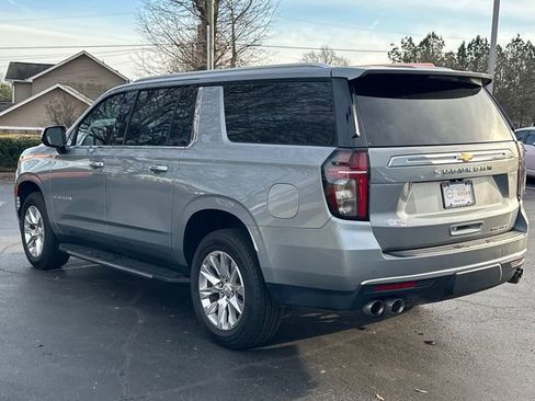 Used 2024 Chevrolet Suburban Premier image 5