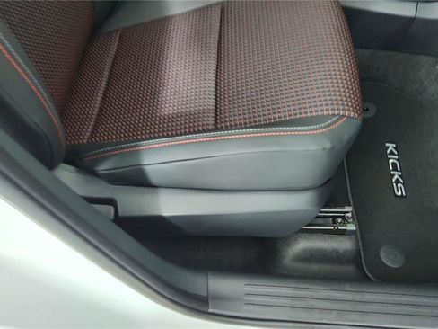 New 2026 Nissan Kicks SR w/ Cold Weather Package image 26
