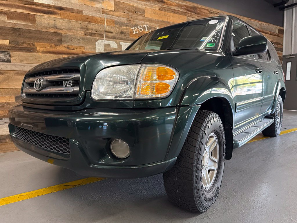 Used 2004 Toyota Sequoia Limited w/ Preferred Accessory Pkg AWD/4WD image 8