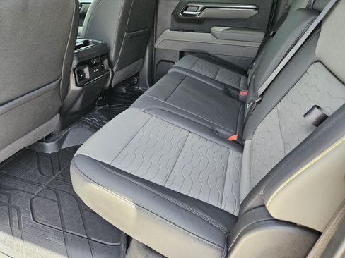 New 2026 Chevrolet Silverado 1500 ZR2 w/ Dark Appearance Package AWD/4WD image 19