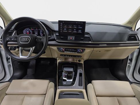 Used 2023 Audi Q5 2.0T Prestige w/ Prestige Package AWD/4WD image 10