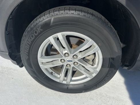 Used 2020 Ford Explorer XLT w/ Equipment Group 202A image 19