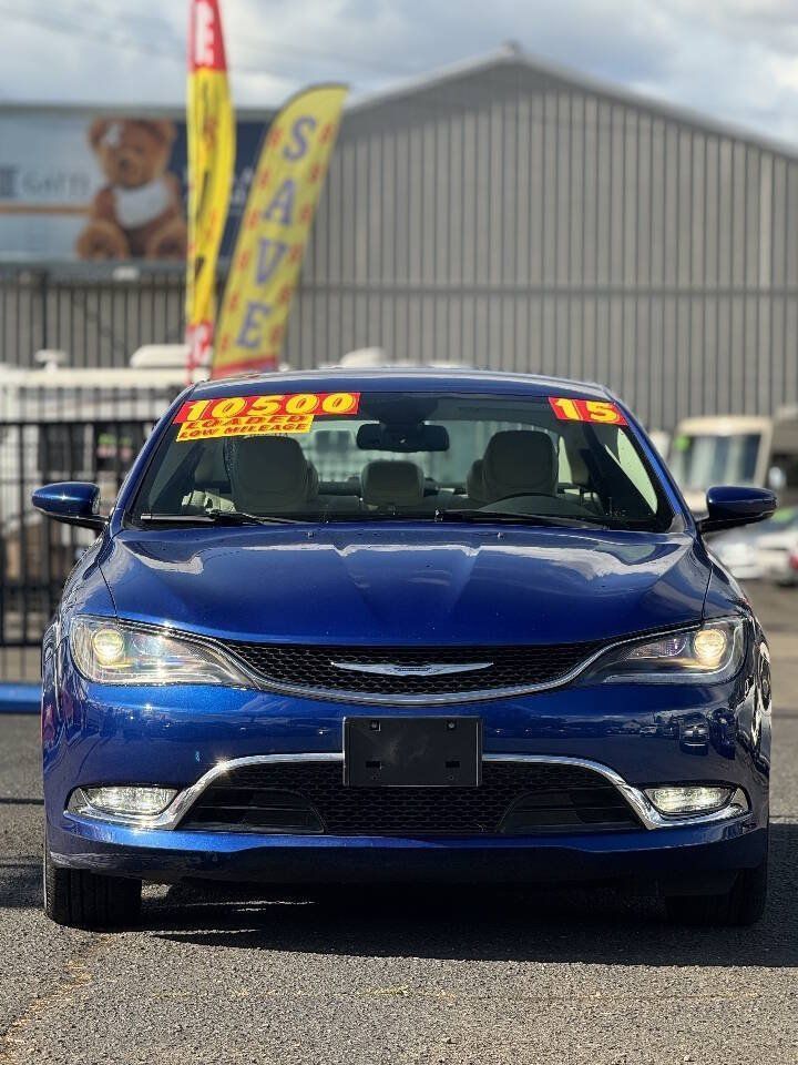 Used 2015 Chrysler 200 C w/ Navigation & Sound Group I FWD image 2
