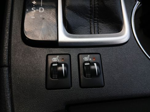 Used 2015 Toyota Highlander XLE AWD/4WD image 15