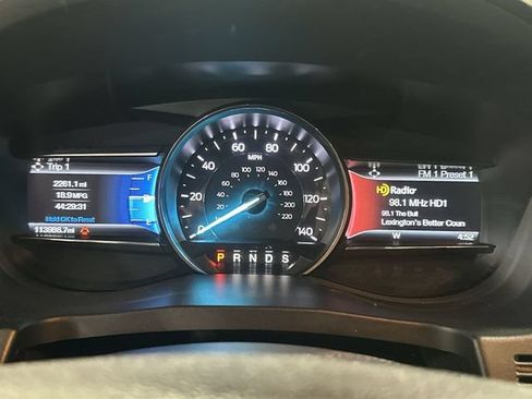 Used 2017 Ford Explorer Limited AWD/4WD image 14