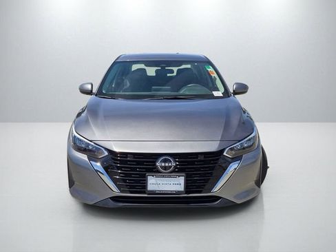 Used 2024 Nissan Sentra SV FWD image 2