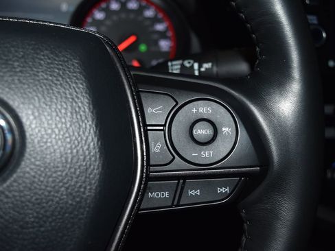 Used 2023 Toyota Camry XSE image 9