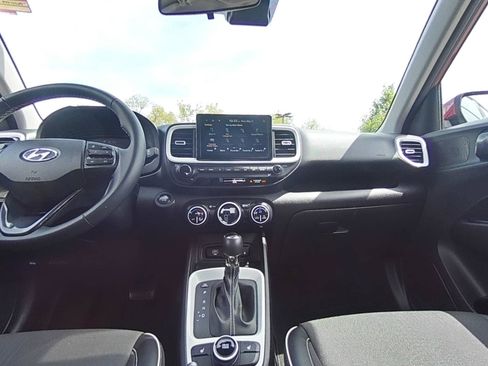 Certified 2023 Hyundai Venue Limited FWD image 30