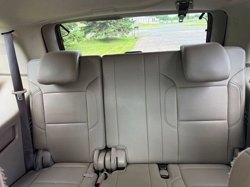 Used 2017 Chevrolet Tahoe LT AWD/4WD image 8