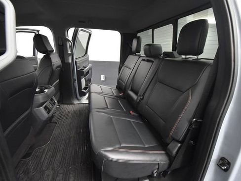 Used 2024 Ford F250 Lariat image 40