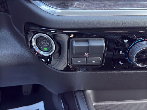 New 2026 Chevrolet Silverado 2500 LTZ w/ LTZ Convenience Package image 18