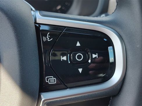 New 2026 Volvo XC90 B6 Core image 15