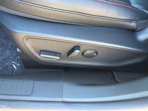 New 2026 Ford Escape ST-Line w/ Tech Pack #1 image 17