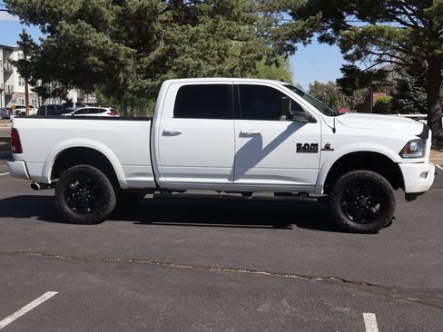 Used 2018 RAM 2500 Laramie w/ Sport Appearance Group AWD/4WD image 3