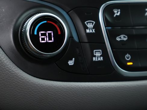 Used 2019 Chevrolet Equinox Premier FWD image 5