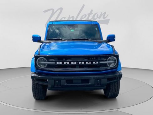 Used 2024 Ford Bronco Outer Banks AWD/4WD image 9