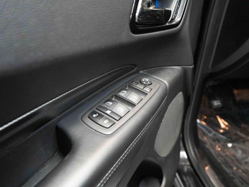 Used 2022 Dodge Durango GT image 7