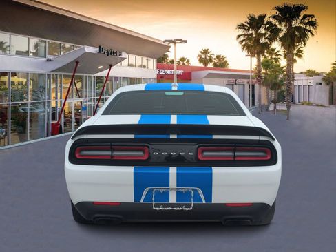 Used 2022 Dodge Challenger SRT Hellcat image 4
