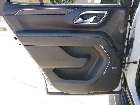 Used 2024 Chevrolet Tahoe LT image 14