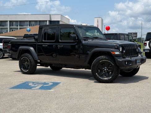 Used 2020 Jeep Gladiator Sport w/ Quick Order Package 24S AWD/4WD image 37