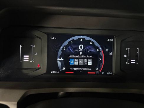 Used 2025 Toyota Tacoma SR5 AWD/4WD image 15