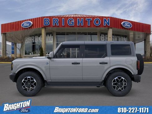 Used 2026 Ford Bronco Outer Banks AWD/4WD image 3