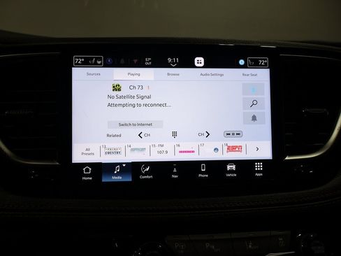 Certified 2025 Chrysler Pacifica Pinnacle image 29