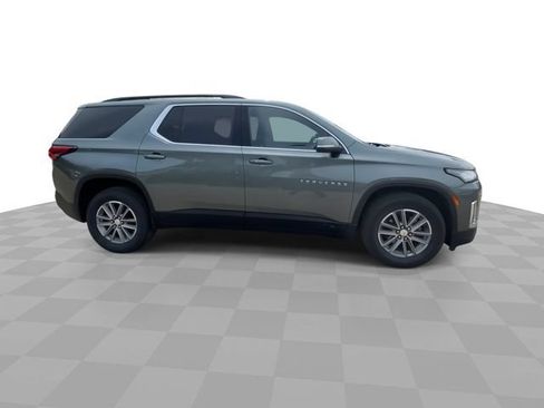 Used 2023 Chevrolet Traverse LT w/ LPO, Floor Liner Package AWD/4WD image 3