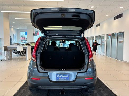 Used 2020 Kia Soul S image 9