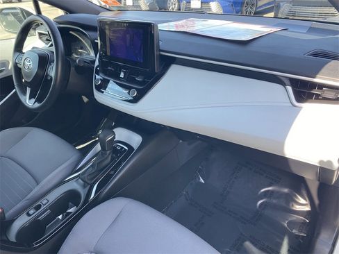 Certified 2025 Toyota Corolla SE image 16