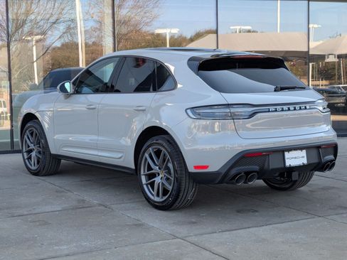 New 2026 Porsche Macan AWD/4WD image 3