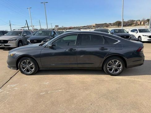 Used 2025 Honda Accord EX-L image 4