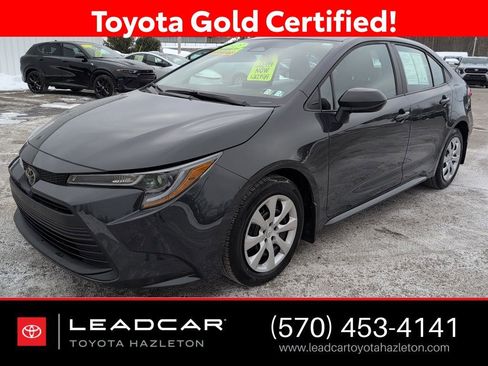 Certified 2023 Toyota Corolla LE image 1