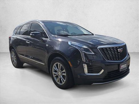 Used 2023 Cadillac XT5 Premium Luxury FWD image 3
