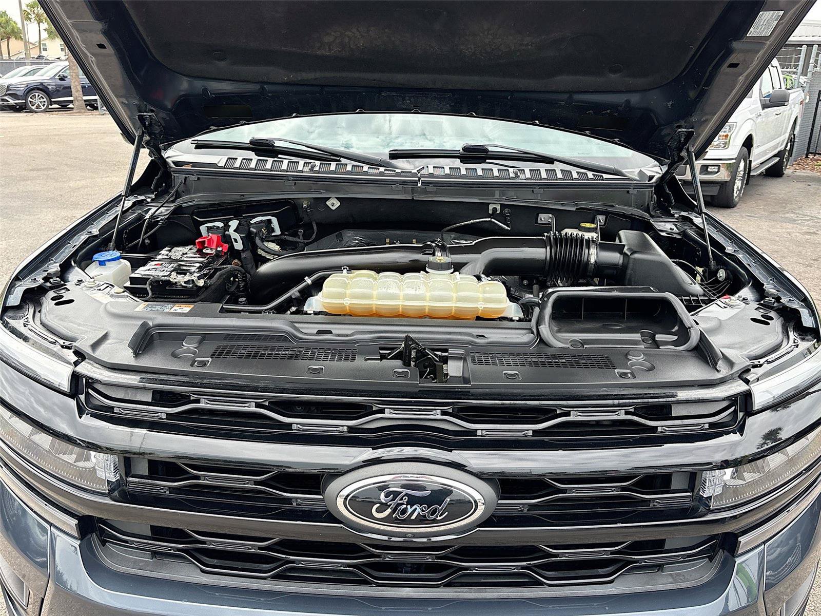 Used 2024 Ford Expedition Limited RWD image 33