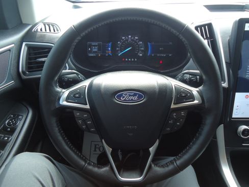 Used 2024 Ford Edge SEL w/ Convenience Package AWD/4WD image 11
