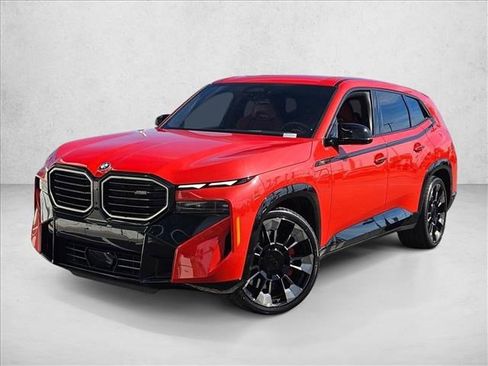 Used 2023 BMW XM image 1