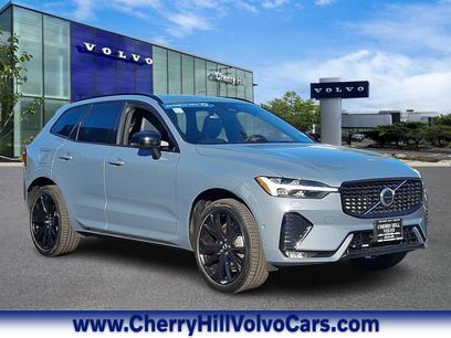 Certified 2022 Volvo XC60 B6 R-Design w/ Advanced Package